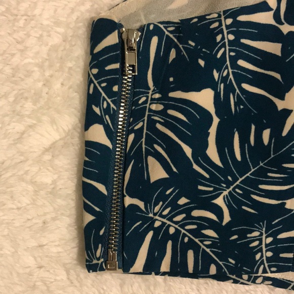 Dynamite Tank Top - Picture 4 of 7